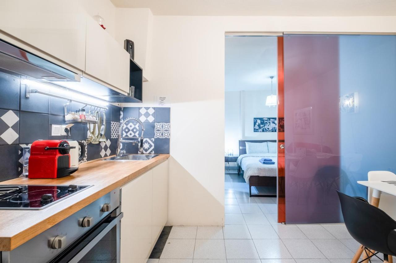 A Gift In The Heart Of Monastiraki A